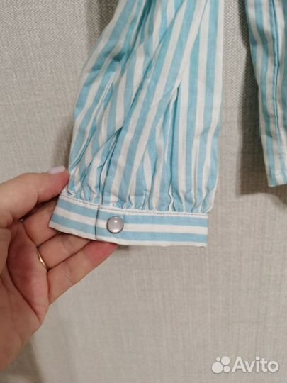 Рубашка для девочки нарядная с кружевной вставкой