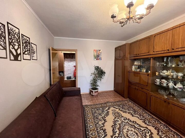 2-к. квартира, 53 м², 3/9 эт.