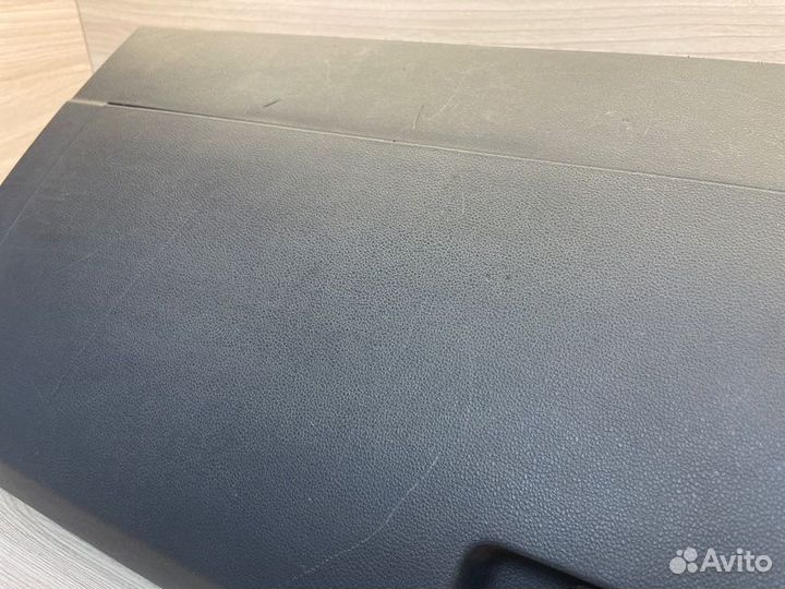 Бардачок Volkswagen Polo