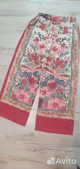 Костюм женский