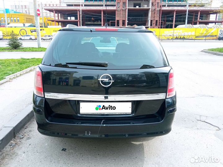 Opel Astra 1.6 МТ, 2012, 135 000 км