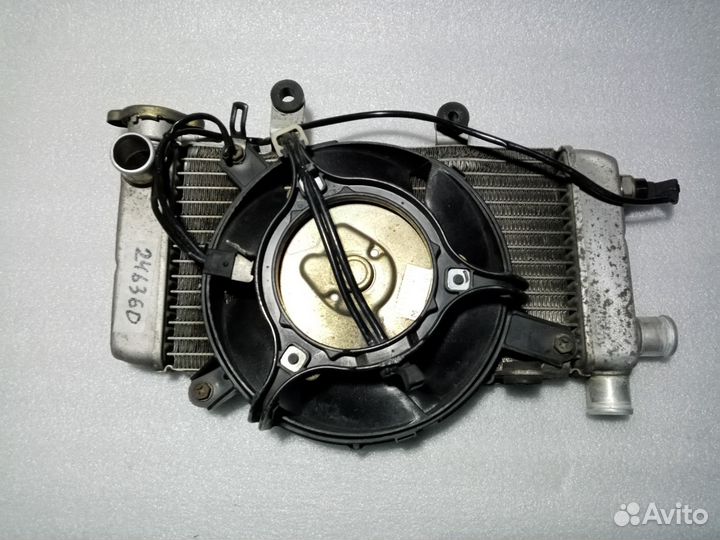 Радиатор правый Honda VTR1000F