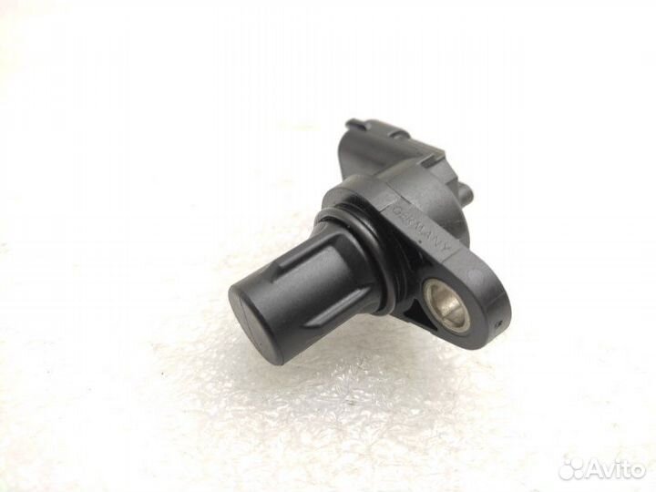 Датчик положения распредвала Mercedes-Benz C-Class