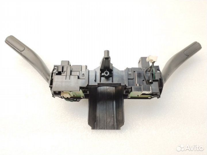 Подрулевой переключатель поворотников Volkswagen