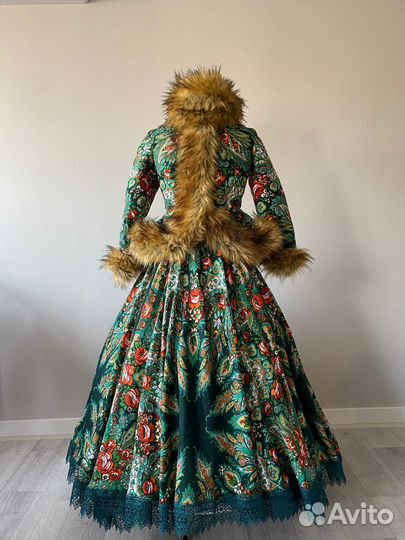 Комплект В русском стиле