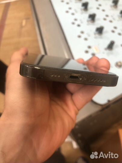 Мобильные телефоны бу iPhone 13 pro