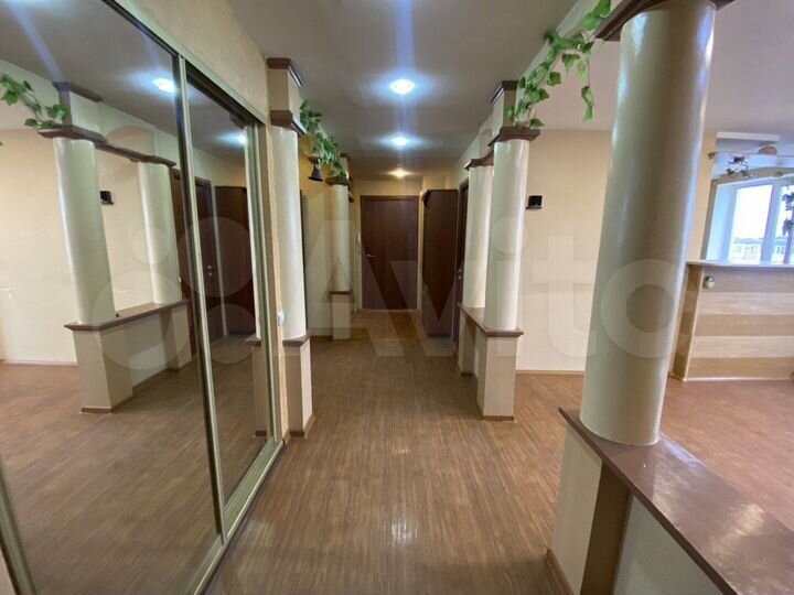 4-к. квартира, 71,7 м², 4/5 эт.