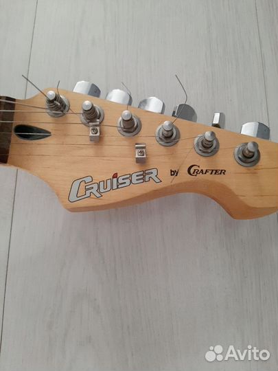 Электрогитара