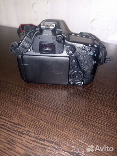 Зеркальный фотоаппарат canon 80d