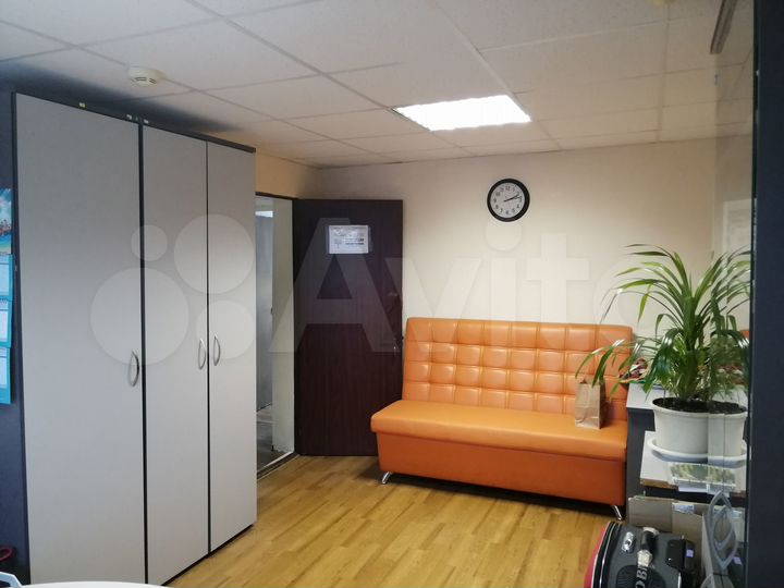 Офис, 24.4 м² с мокрой точкой