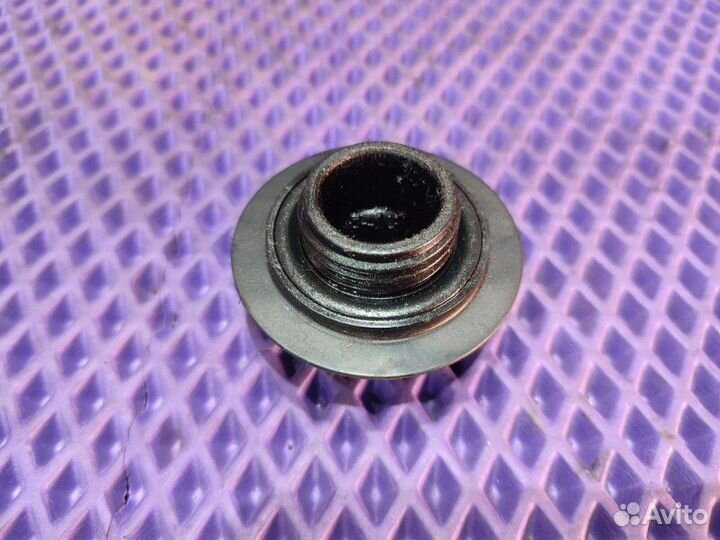 Пробка маслозаливной горловины Nissan X-Trail