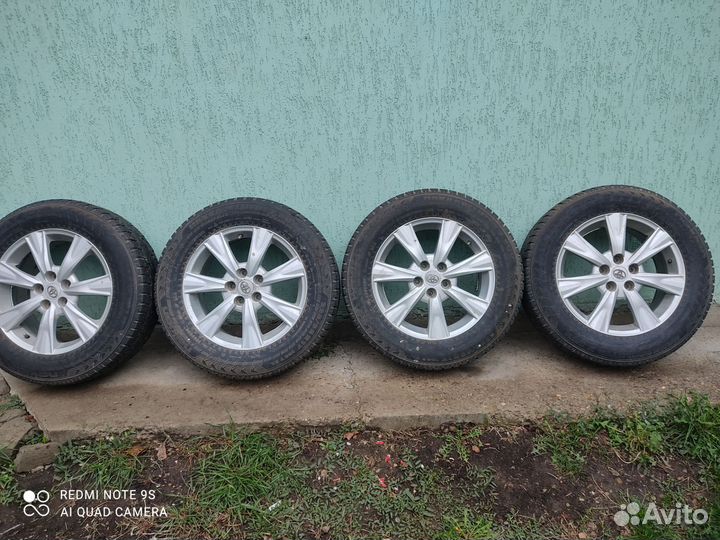 Зимняя резина Nokian 225/65 R17