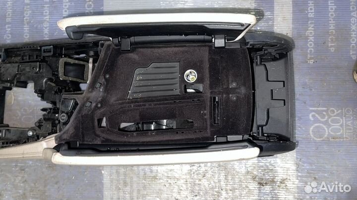 Подлокотник oyster на BMW F10 F11