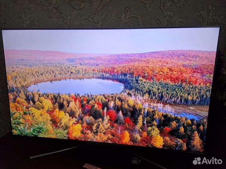 Телевизор 55 дюймов Samsung QE55Q7FAM, 2017