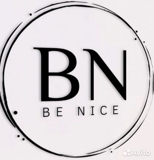 Администратор студии маникюра