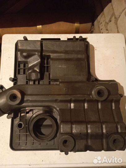 Корпус воздушного фильтра Skoda Rapid 1 2016