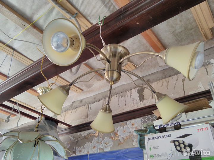 Люстра потолочная