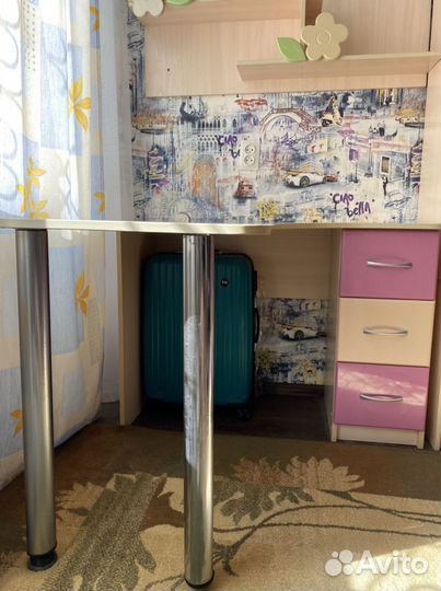 Детский школьный уголок