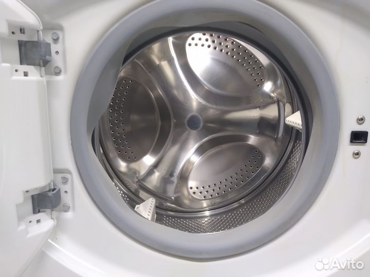 Стиральная машина Ariston AVL 100P