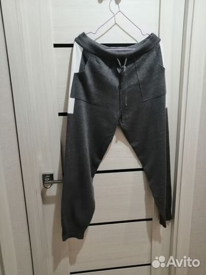 Спортивный костюм женский