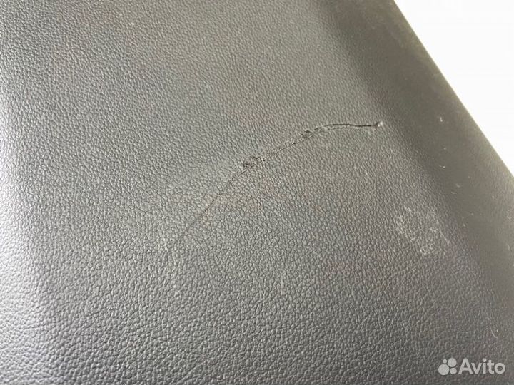 Обшивка центральной стойки нижняя левая Skoda