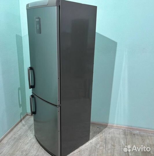 Холодильник Electrolux by