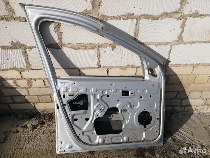 Дверь Renault duster