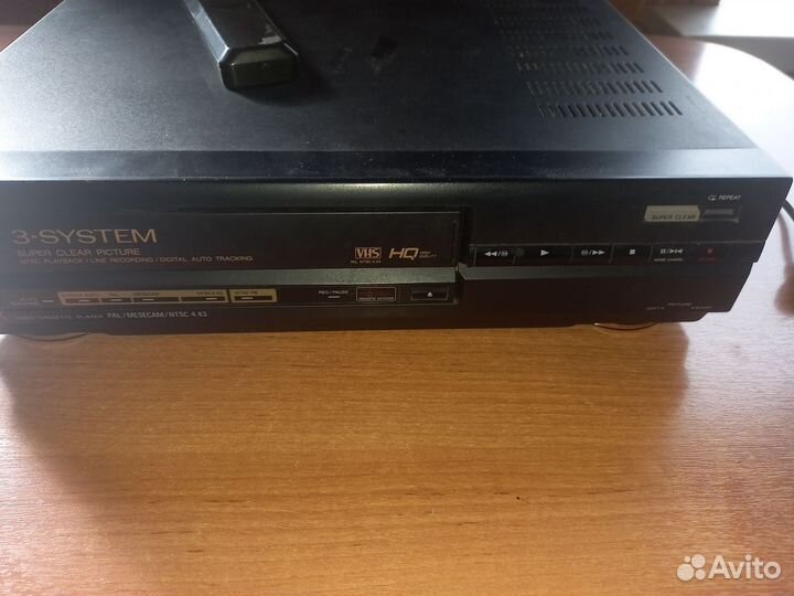 Видеомагнитофон aiwa