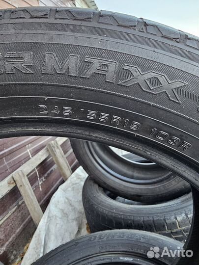 Dunlop Winter Maxx SJ8 245/55 R19