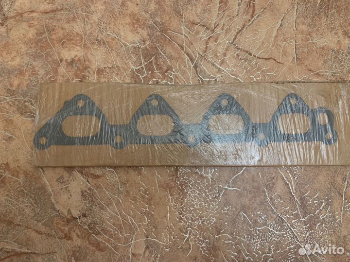 Прокладка выпускного коллектора Ajusa