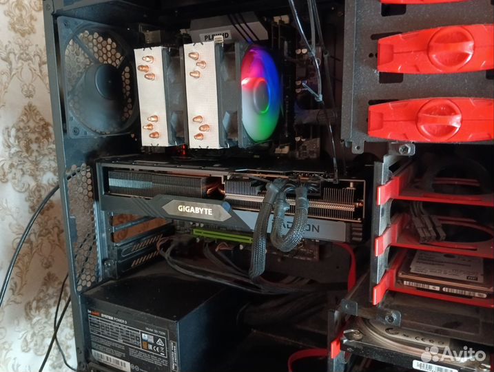 Видеокарта AMD 7700 xt новая