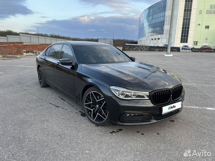 BMW 7 серия 3.0 AT, 2017, 150 000 км