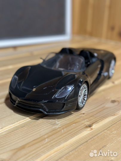 Машинка на радиоуправлении Porsche 918