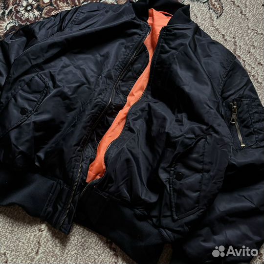 Бомбер Vintage MA-1 Black Bomber Jacket