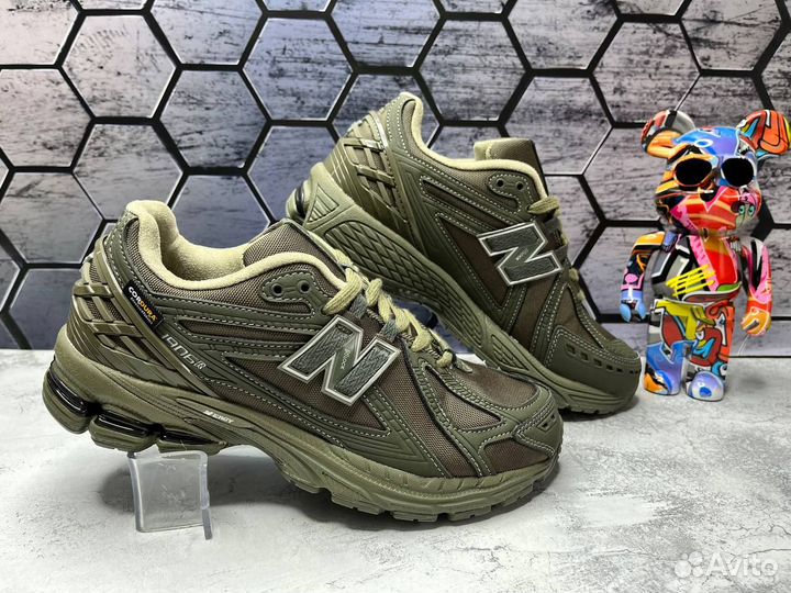 Кроссовки New balance 2002r хаки