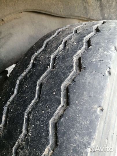 Резина 17.5 215/75