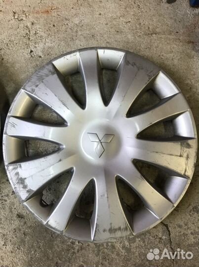 Колпак митсубиси, Mitsubishi