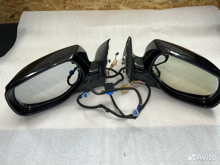 Продам зеркала от Porsche Cayenne turbo(957) 2007г