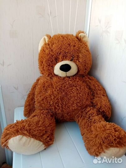 Плюшевый медведь большой