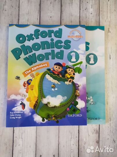 Oxford phonics world 1. Новый комплект