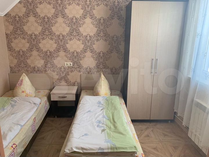 Комната 20 м², 1/4 эт.