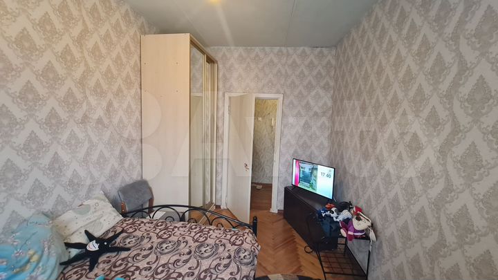 2-к. квартира, 50 м², 4/9 эт.