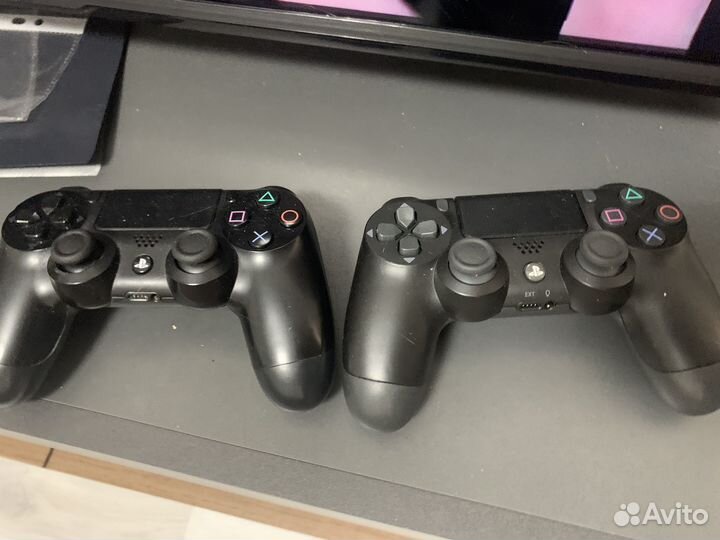 Игровая приставка ps4