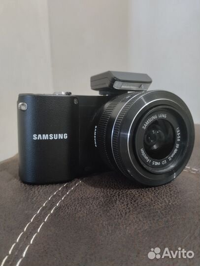Samsung NX1000 kit 20-50 как новый