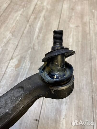 Рычаг передний правый Audi