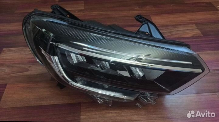 Фара на Весту NG