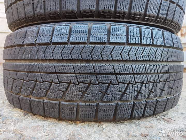 Bridgestone Blizzak VRX 235/50 R18 97V
