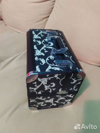 Чемодан для косметики