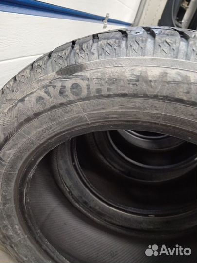 Yokohama Ice Guard G075 235/60 R19