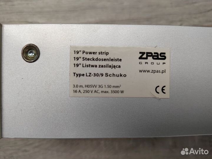 Блок розеток Zpas 19''